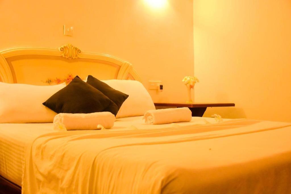 Turtles View Resort Tangalle Exterior photo