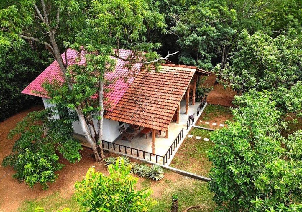 Turtles View Resort Tangalle Exterior photo