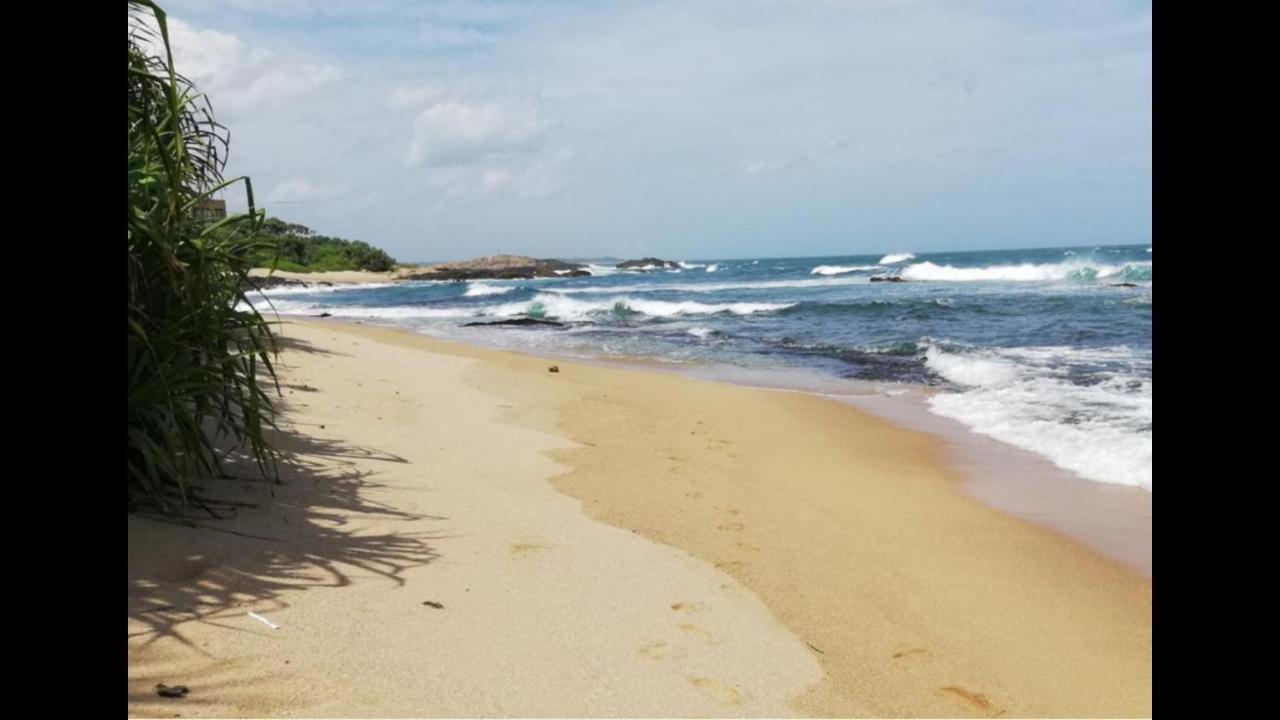 Turtles View Resort Tangalle Exterior photo
